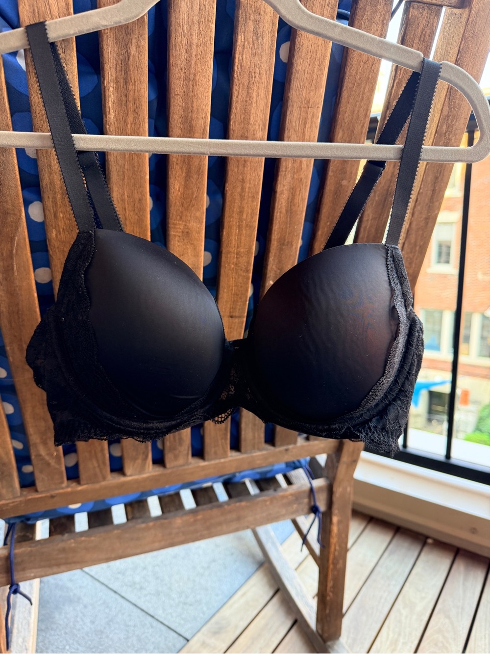 Gap Pretty Black Lace Demi Bra - Women Intimates & Sleepwear